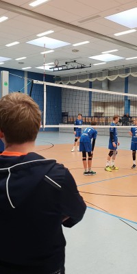 Bezirksliga Ost - Pöẞnecker Volleyballer weiterhin ungeschlagen - 20181027_143005_40af960ef46318f480c85b2a583d35b9