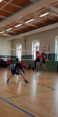 Bezirksliga Ost - Pöẞnecker Volleyballer mit zwei souveränen Siegen zum Jahresauftakt - 20190119_111102_34a4f9fac807c92b521d12d3e0fa36be