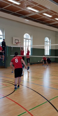 Bezirksliga Ost - Pöẞnecker Volleyballer mit zwei souveränen Siegen zum Jahresauftakt - 20190119_111123_cf2af7eeee9b343df6688dc8cbbbbffa