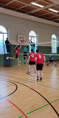 Bezirksliga Ost - Pöẞnecker Volleyballer mit zwei souveränen Siegen zum Jahresauftakt - 20190119_151229_c14ee64983a3d96a34f426ebb7aa81bd