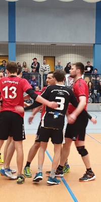 Bezirksliga Ost – Pöẞnecker Volleyballer mit deutlichem Sieg im Derby gegen Knau und damit neuer Tabellenführer der Bezirksliga Ost - 20190309_114035_53c438570fa076c3a06bf03bc9b472fd