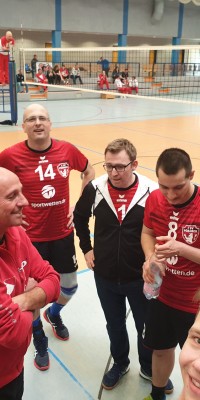Bezirksliga Ost – Pöẞnecker Volleyballer mit deutlichem Sieg im Derby gegen Knau und damit neuer Tabellenführer der Bezirksliga Ost - 20190309_130818_d60248784f6b32176ddd657132e2a2be