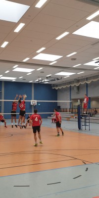 1.Pokalrunde – Pöẞnecker Volleyballer siegen erneut deutlich im Derby gegen Knau, ebenso überlegen gegen den VC Altenburg und ziehen somit in die 2. Pokalrunde des Thüringer Volleyball Verbandes ein - 20190914_101355_resized_31028b9b0723f65b7aed124ad28f0f2e