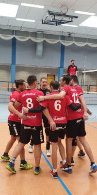 Bezirksliga Ost – Mit zwei neuen Trikotsätzen starten die Pöẞnecker Volleyballer auch gleichzeitig mit zwei Siegen in die neue Saison - 20190921_110143_resized_cab3a9e4271386f47feecd4ac427862f