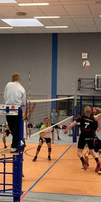 Da sind Parallelen: Pöẞnecker Volleyballer und die Bundestagswahl – oder: Erster Spieltag: Verbandsliga Nord startet für die Pöẞnecker Volleyballer mit einem Sieg - IMG-20211002-WA0038_daa0a4d6819d9e221b2f73c7f846c0ac