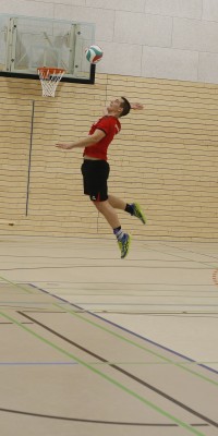 Bezirksliga Ost - Pöẞnecker Volleyballer im hartumkämpften Derby mit Knau - _M7B2296_7a51fff7f49ea7b18648ad3903248d4c